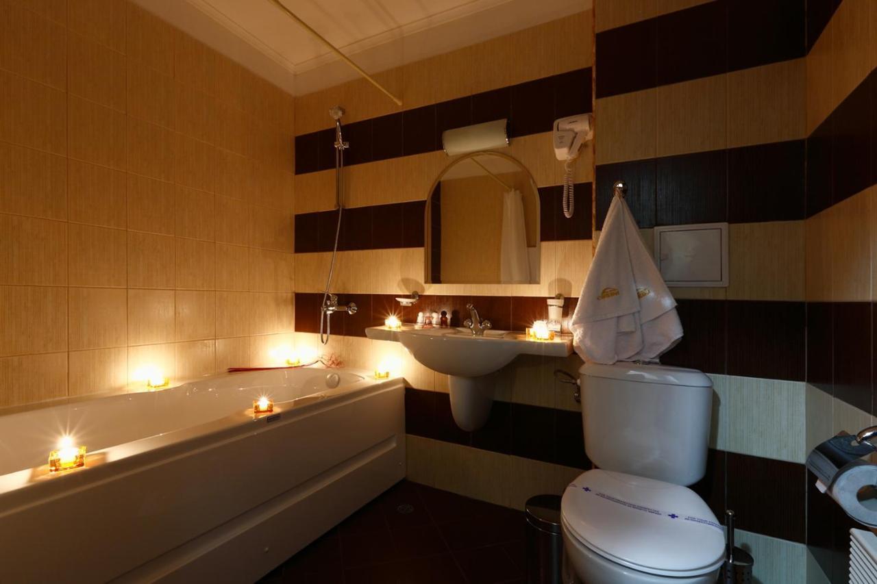 Evridika Hotel Devin Esterno foto