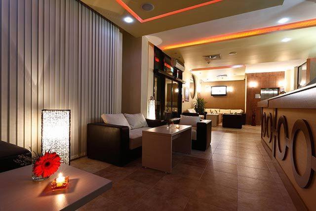 Evridika Hotel Devin Esterno foto