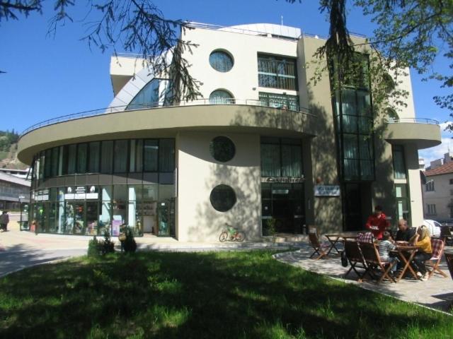 Evridika Hotel Devin Esterno foto